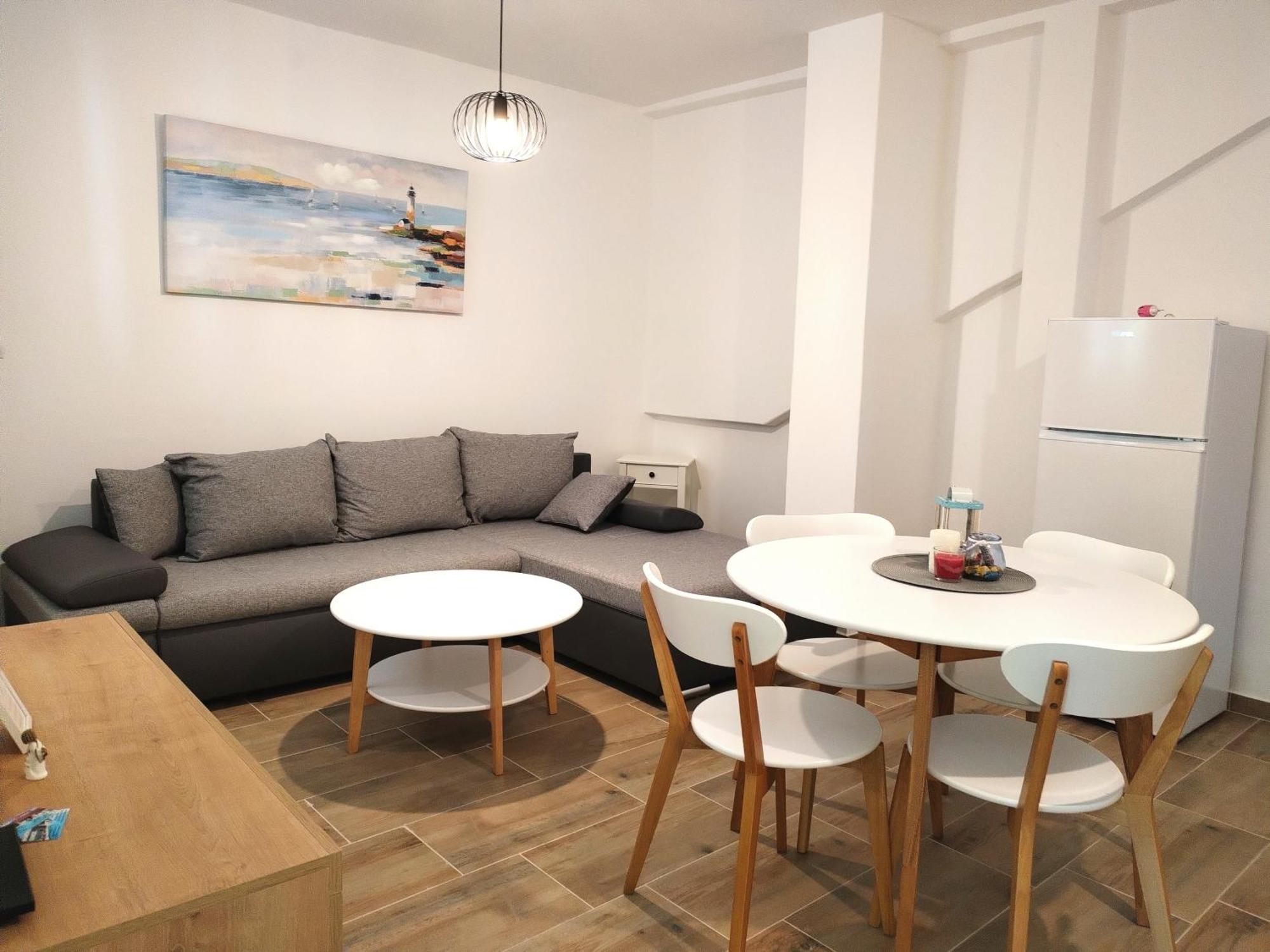 Family friendly apartments with a swimming pool Supetarska Draga - Donja, Rab - 2019 Bagian luar foto